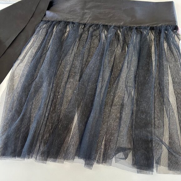 La Vie en Rose Net Skirt - Picture 1 of 7